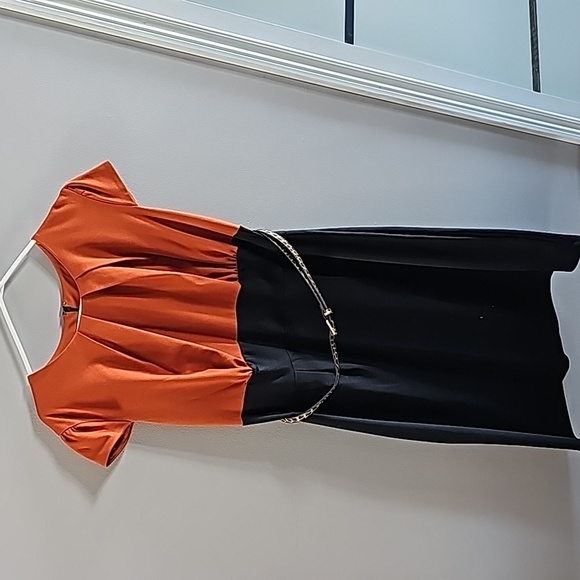 Simply Elegant - Picture 1 of 4